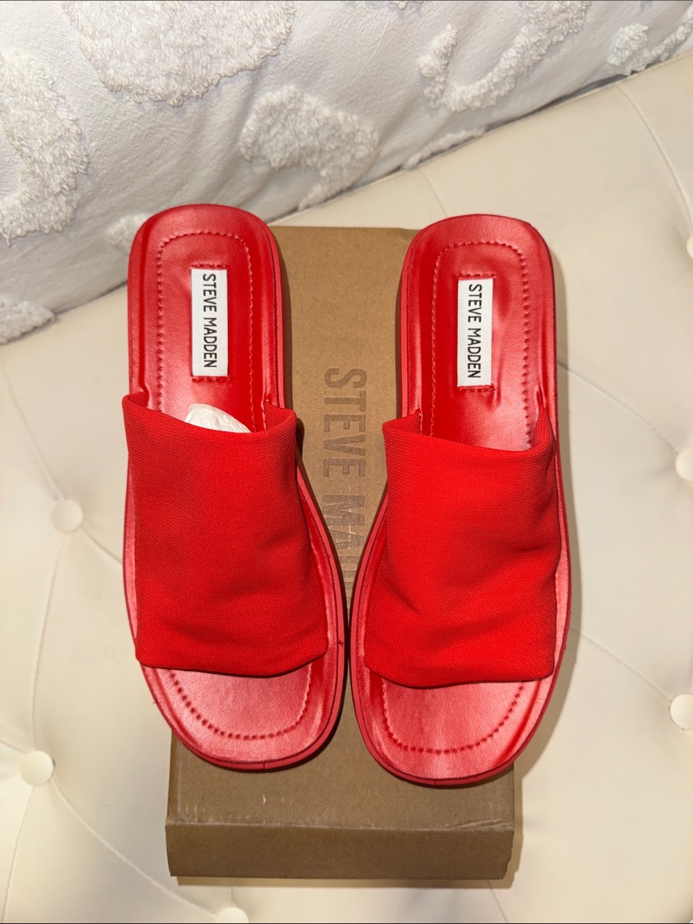 Steve Madden Bright Red Platform Slip-On Stretchy Slides - Picture 3 of 8